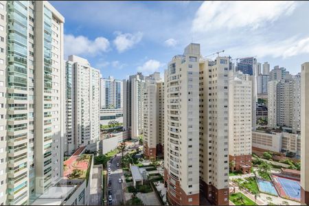 Apartamento à venda com 126m², 3 quartos e 2 vagasQuarto 2