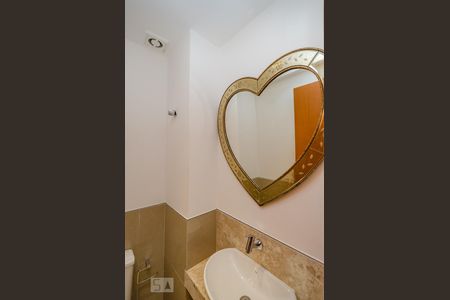 Apartamento à venda com 126m², 3 quartos e 2 vagasLavabo