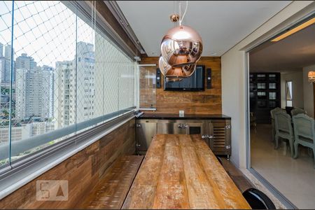 Apartamento à venda com 126m², 3 quartos e 2 vagasVaranda da Sala