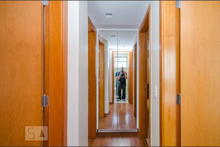 Apartamento à venda com 126m², 3 quartos e 2 vagasCorredor