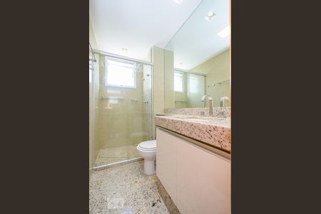 Apartamento à venda com 126m², 3 quartos e 2 vagasBanheiro Social