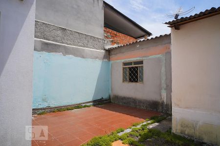 Casa à venda com 85m², 3 quartos e 2 vagasPátio
