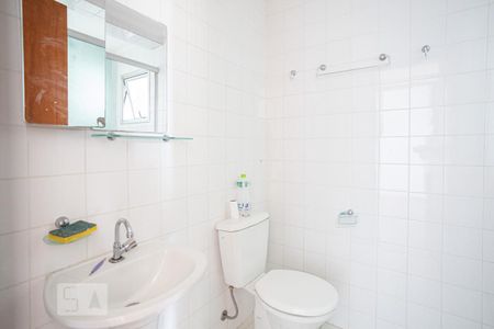 Apartamento à venda com 60m², 2 quartos e 2 vagas Apartamento à venda com 60m², 2 quartos e 2 vagasBanheiro