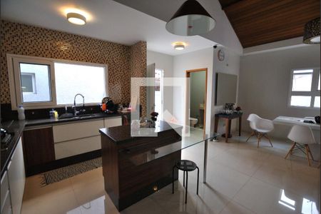 Casa à venda com 370m², 3 quartos e 3 vagasCozinha