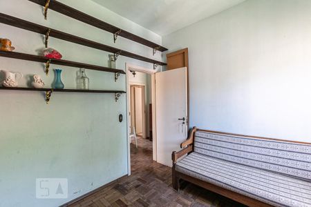 Casa à venda com 387m², 4 quartos e 2 vagas Casa à venda com 387m², 4 quartos e 2 vagasQuarto 4