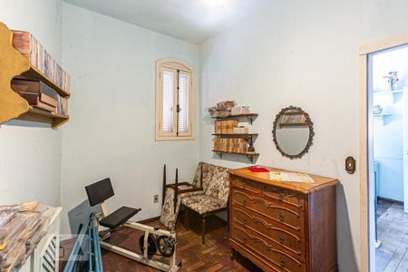 Casa à venda com 387m², 4 quartos e 2 vagas Casa à venda com 387m², 4 quartos e 2 vagasQuarto 1