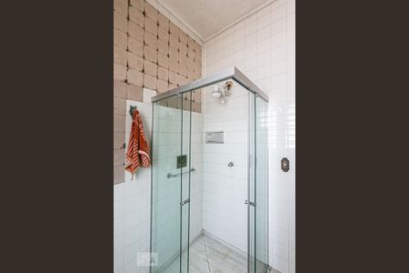 Casa à venda com 387m², 4 quartos e 2 vagas Casa à venda com 387m², 4 quartos e 2 vagasBanheiro 2