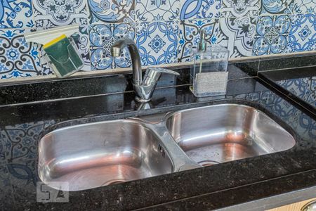 Casa à venda com 264m², 4 quartos e 4 vagas Casa à venda com 264m², 4 quartos e 4 vagasPia churrasqueira