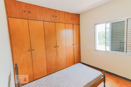 Quarto 2 de apartamento para alugar com 2 quartos, 85m² em Vila Pirajussara, São Paulo