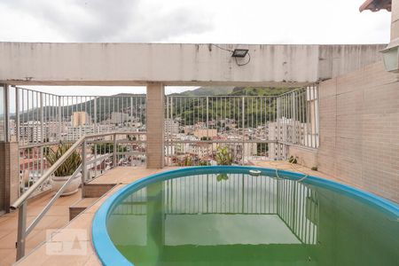 Apartamento à venda com 230m², 4 quartos e 2 vagas Apartamento à venda com 230m², 4 quartos e 2 vagasVista Sala Cobertura