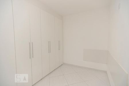 Apartamento à venda com 230m², 4 quartos e 2 vagas Apartamento à venda com 230m², 4 quartos e 2 vagasQuarto 3