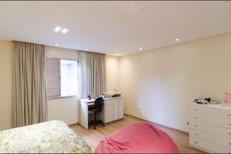 Casa à venda com 525m², 7 quartos e 2 vagasQuarto 3