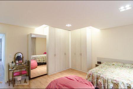 Casa à venda com 525m², 7 quartos e 2 vagasQuarto 3