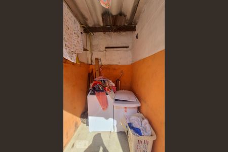 Casa à venda com 267m², 2 quartos e 5 vagas Casa à venda com 267m², 2 quartos e 5 vagasLavanderia