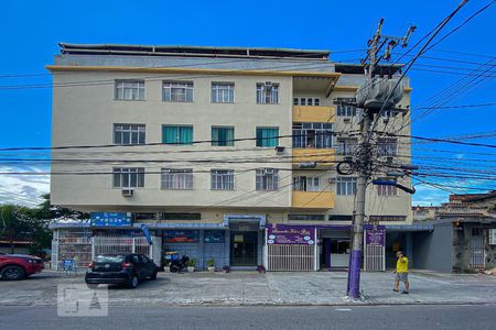 Apartamento à venda com 80m², 2 quartos e 1 vaga Apartamento à venda com 80m², 2 quartos e 1 vagaFachada