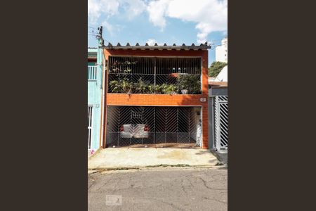 Casa à venda com 125m², 3 quartos e 2 vagasFachada