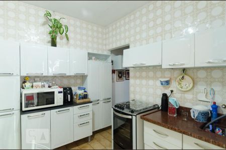 Casa à venda com 125m², 3 quartos e 2 vagasCozinha