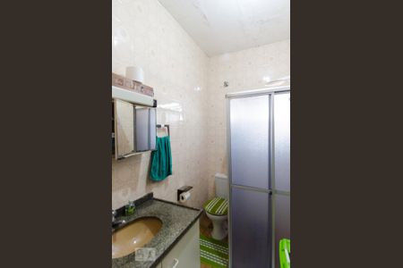 Casa à venda com 125m², 3 quartos e 2 vagasBanheiro