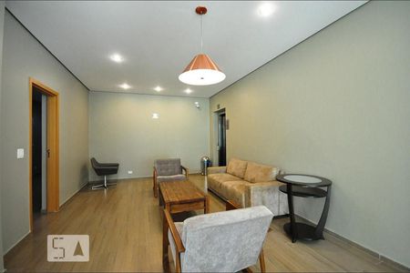 Apartamento à venda com 102m², 2 quartos e 2 vagas Apartamento à venda com 102m², 2 quartos e 2 vagasHall social