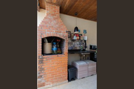 Casa de condomínio à venda com 315m², 4 quartos e 2 vagas Casa de condomínio à venda com 315m², 4 quartos e 2 vagasVaranda - Churrasqueira