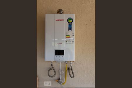 Casa de condomínio à venda com 315m², 4 quartos e 2 vagas Casa de condomínio à venda com 315m², 4 quartos e 2 vagasÁrea de serviço