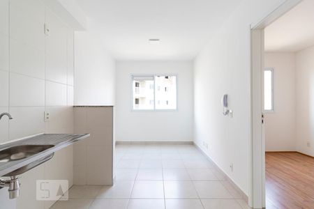 Sala e Cozinha de apartamento para alugar com 1 quarto, 26m² em Cambuci, São Paulo