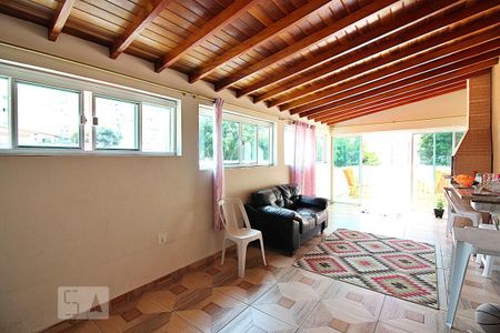 Casa à venda com 256m², 3 quartos e 2 vagasEspaço Gourmet