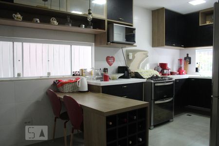 Casa de condomínio para alugar com 350m², 6 quartos e 2 vagasCozinha