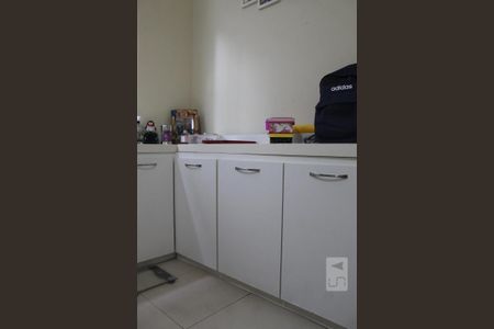 Casa de condomínio para alugar com 350m², 6 quartos e 2 vagasQuarto de Serviço