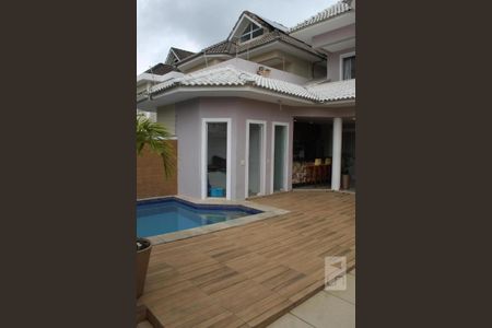 Casa de condomínio para alugar com 350m², 6 quartos e 2 vagasÁrea comum