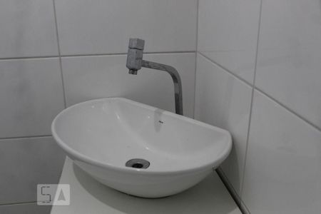 Casa de condomínio para alugar com 350m², 6 quartos e 2 vagasBanheiro de Serviço