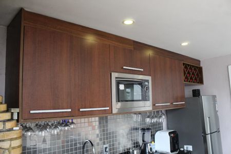 Casa de condomínio para alugar com 350m², 6 quartos e 2 vagasÁrea Gourmet