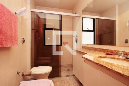 Apartamento para alugar com 200m², 3 quartos e 3 vagasBanheiro da Suíte 2