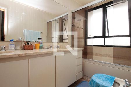 Apartamento para alugar com 200m², 3 quartos e 3 vagasBanheiro da Suíte 3