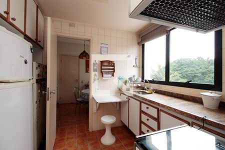 Apartamento para alugar com 200m², 3 quartos e 3 vagasCozinha