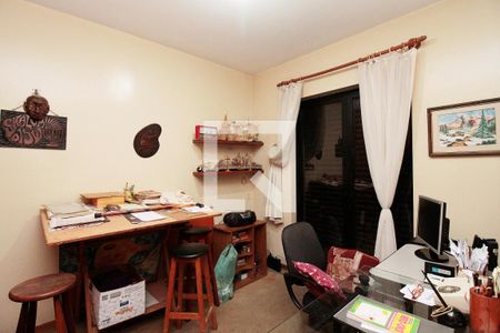 Apartamento para alugar com 200m², 3 quartos e 3 vagasSuíte 2