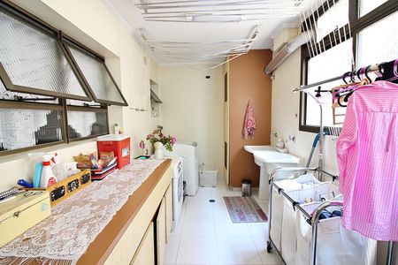 Apartamento à venda com 230m², 4 quartos e 3 vagasÁrea de Serviço