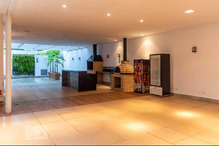 Apartamento à venda com 230m², 4 quartos e 3 vagas Apartamento à venda com 230m², 4 quartos e 3 vagasÁrea comum