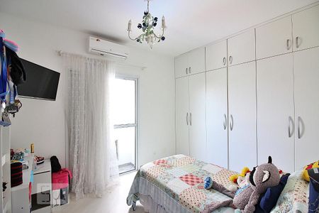 Apartamento à venda com 230m², 4 quartos e 3 vagasQuarto 4 - Suíte