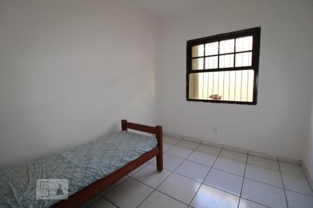 Casa à venda com 199m², 3 quartos e 2 vagasQuarto 2