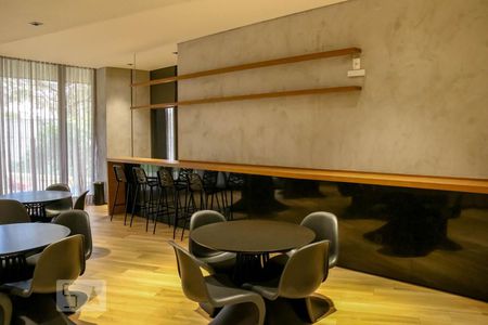 Apartamento à venda com 45m², 1 quarto e 1 vaga Apartamento à venda com 45m², 1 quarto e 1 vagaÁrea comum - Salão de festas