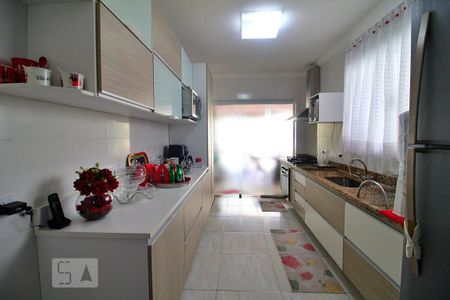 Casa para alugar com 241m², 3 quartos e 2 vagasCozinha