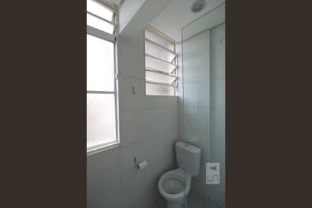 Apartamento à venda com 100m², 3 quartos e 1 vaga Apartamento à venda com 100m², 3 quartos e 1 vagaBanheiro da Suíte