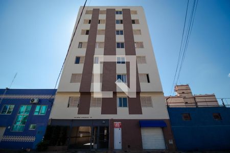 Apartamento à venda com 62m², 2 quartos e 1 vaga Apartamento à venda com 62m², 2 quartos e 1 vagaFachada