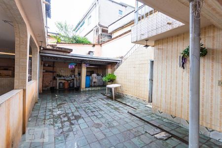 Casa à venda com 320m², 4 quartos e 5 vagasÁrea de Serviço 2