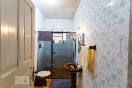 Casa à venda com 320m², 4 quartos e 5 vagasBanheiro Social