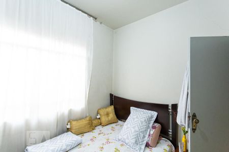 Casa à venda com 320m², 4 quartos e 5 vagasQuarto 2