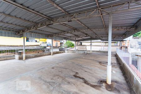 Casa à venda com 320m², 4 quartos e 5 vagasTerraço