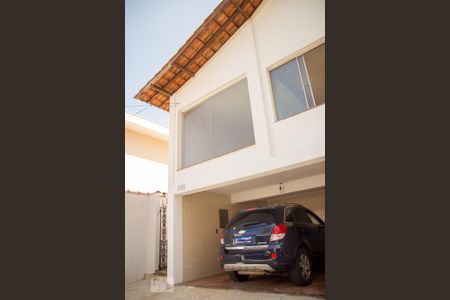 Casa à venda com 365m², 7 quartos e 4 vagas Casa à venda com 365m², 7 quartos e 4 vagasFachada
