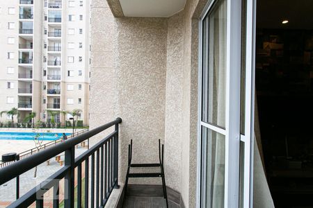 Apartamento à venda com 54m², 2 quartos e 1 vaga Apartamento à venda com 54m², 2 quartos e 1 vagaVaranda